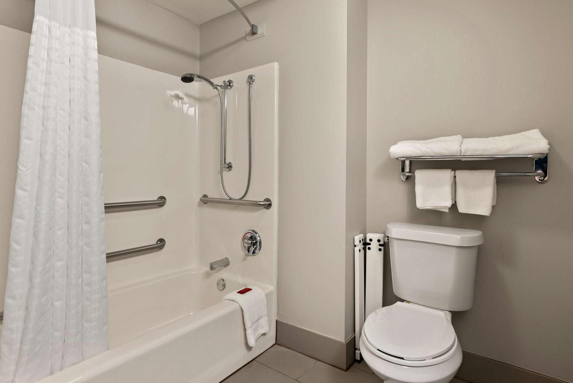 Surestay Plus Hotel By Best Western Tulsa East Ngoại thất bức ảnh