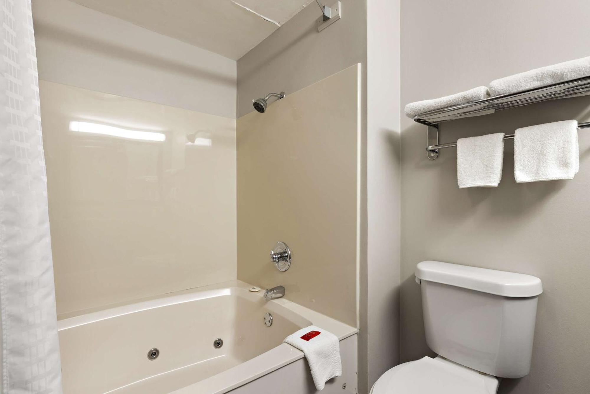 Surestay Plus Hotel By Best Western Tulsa East Ngoại thất bức ảnh